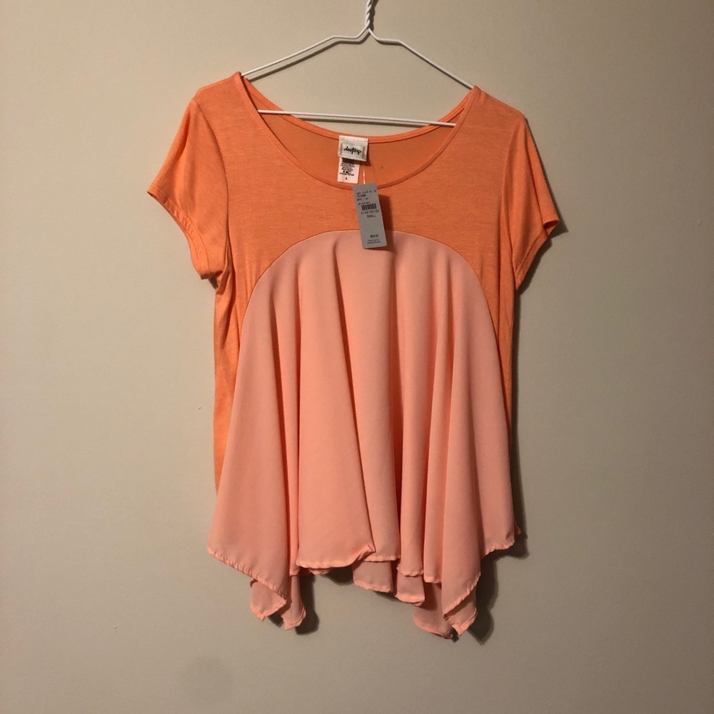 Daytrip Short Sleeve Flowy Scoop Neck